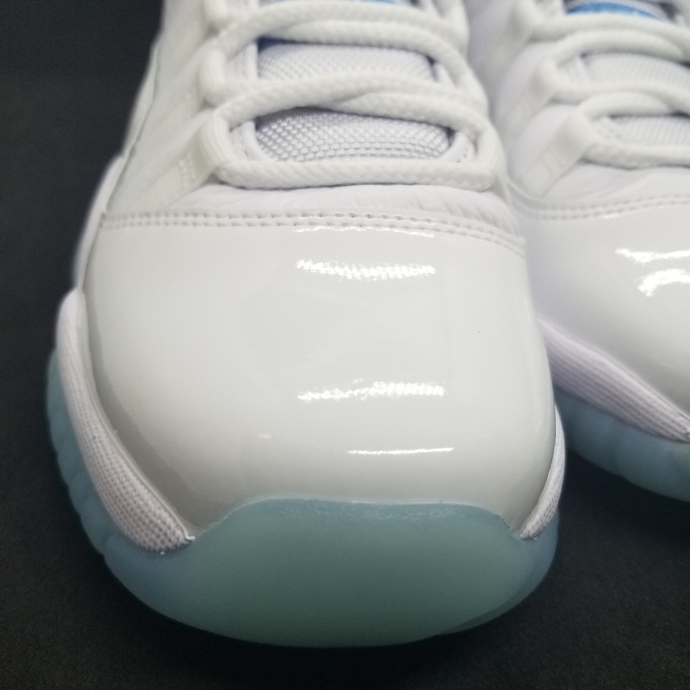 π Air Jordan 11 Retro Low "Legend Blue" - Picture 3 of 13